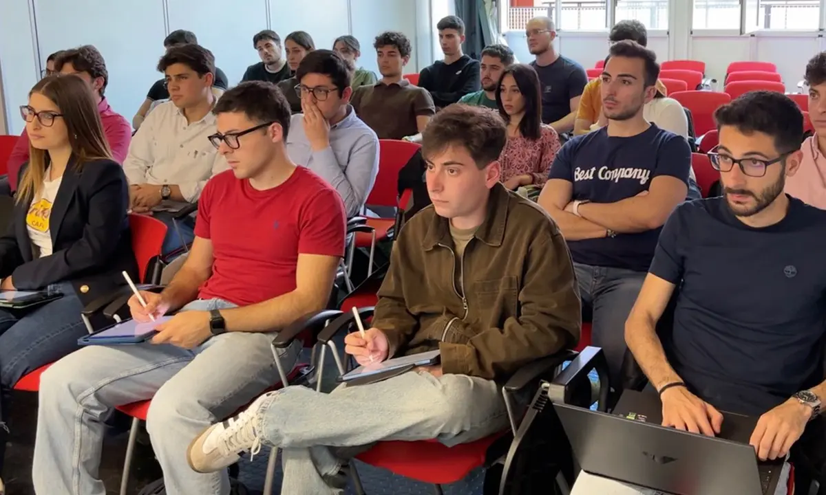 Unical, percorso d'eccellenza in Ingegneria Gestionale. Il 93% trova lavoro