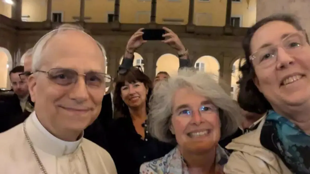 Papa Leone XIV visita a sorpresa il palazzo del Sant'Ufficio dove viveva