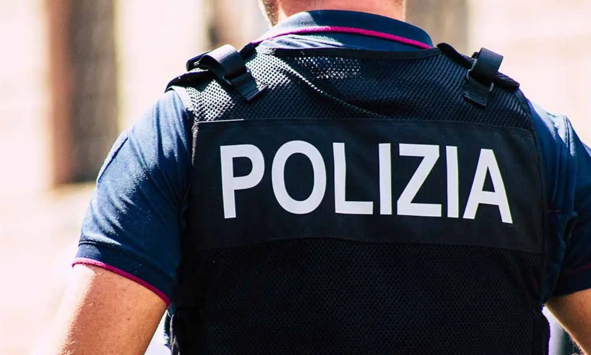 Milano, 15enne va a trovare anziana amica di famiglia e la strangola