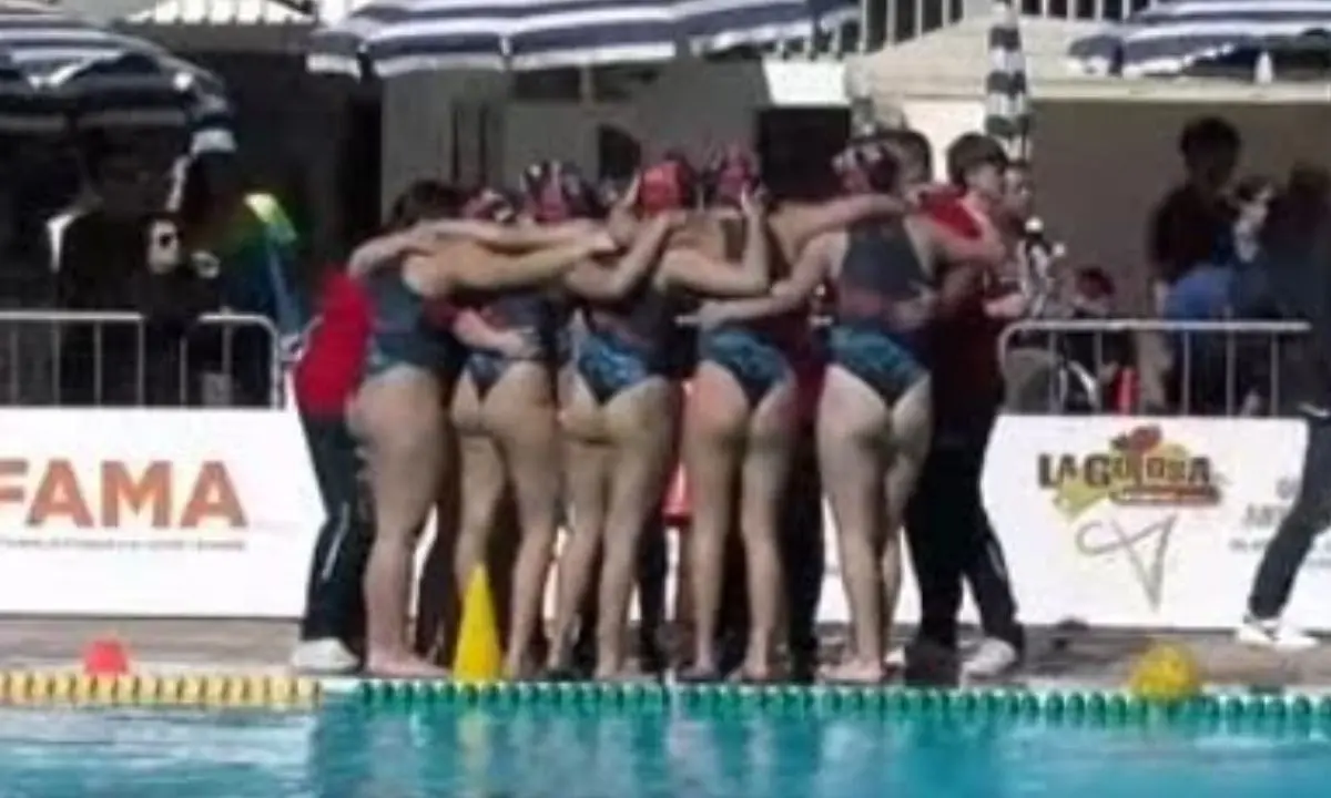 Pallanuoto femminile, la Smile Cosenza vola in Europa