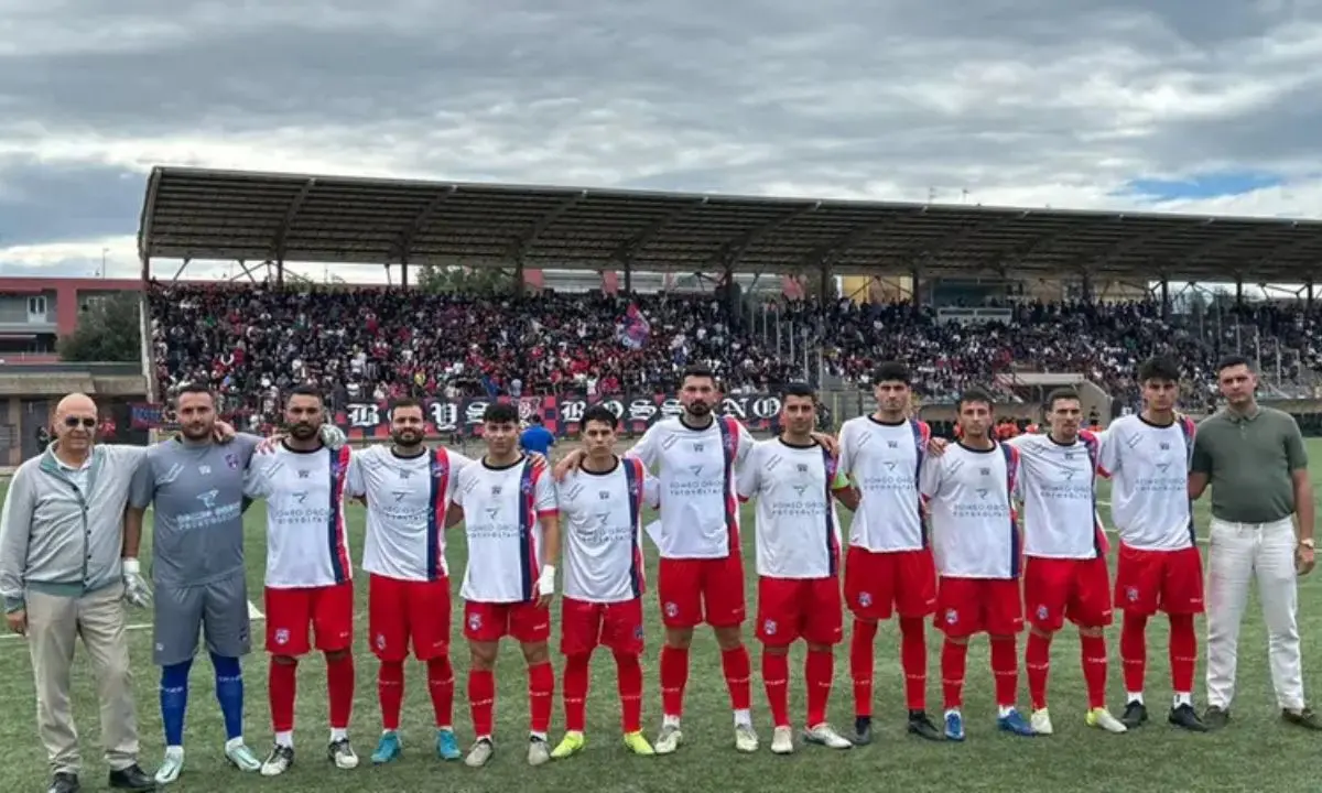 Rossanese in finale nazionale: pareggio con la Paolana e accesso agli spareggi per la Serie D