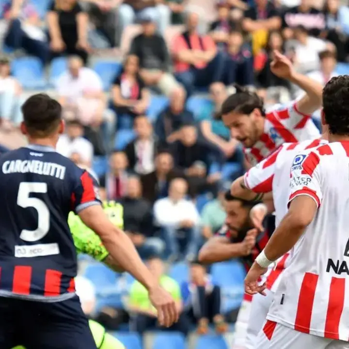 Crotone battuto dal Vicenza allo Scida: 1-2 nell’andata dei playoff di Serie C