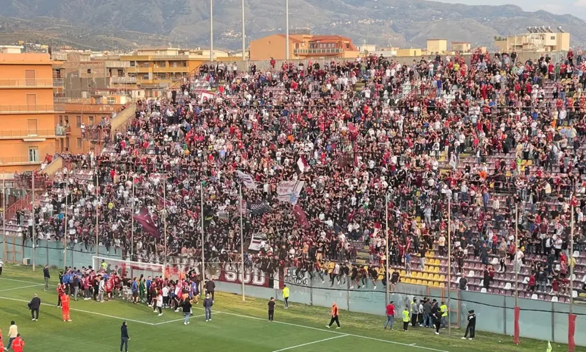 La Reggina batte la Scafatese e ora sogna la Serie C