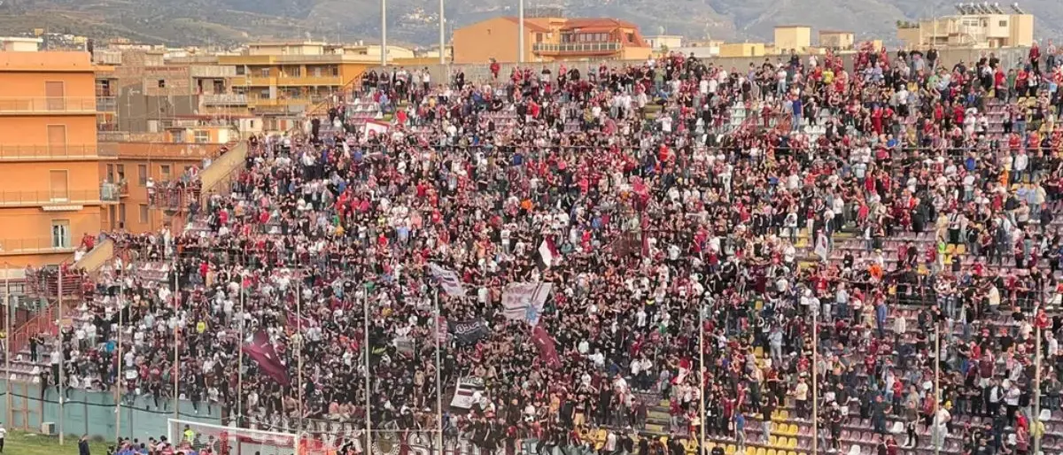 La Reggina batte la Scafatese e ora sogna la Serie C