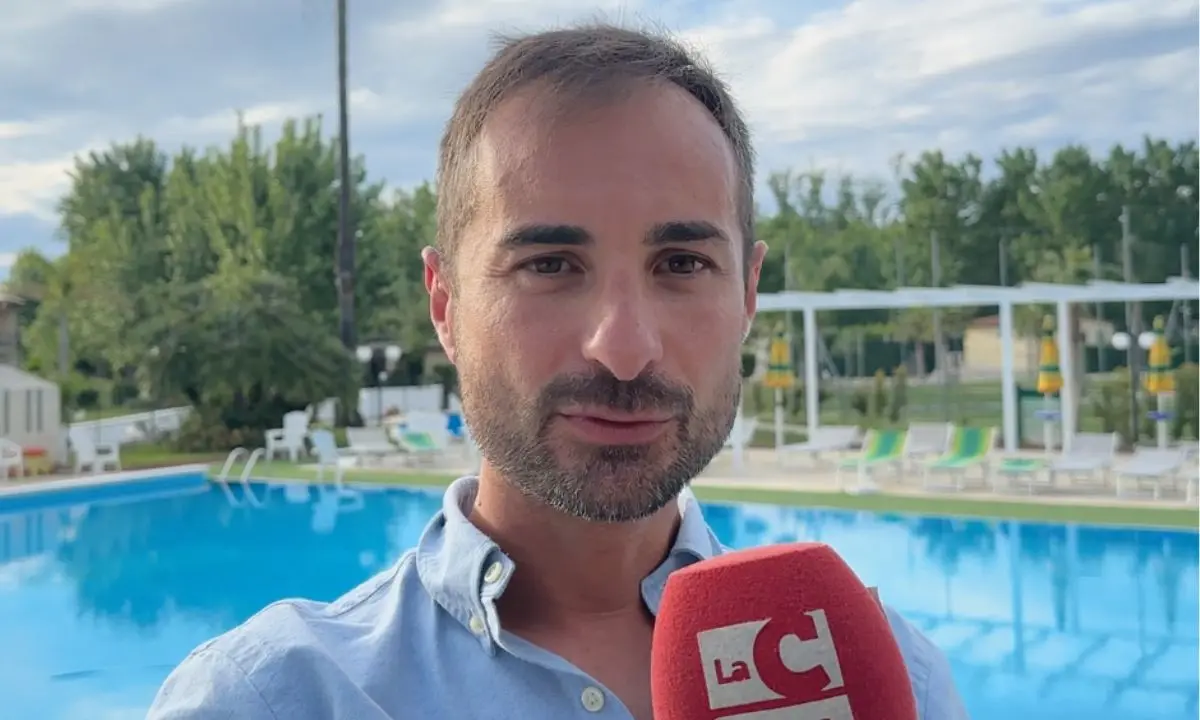 Corigliano Rossano conquista la Bandiera Blu, Smurra: «Ora serve un cambiamento culturale per mantenerla»