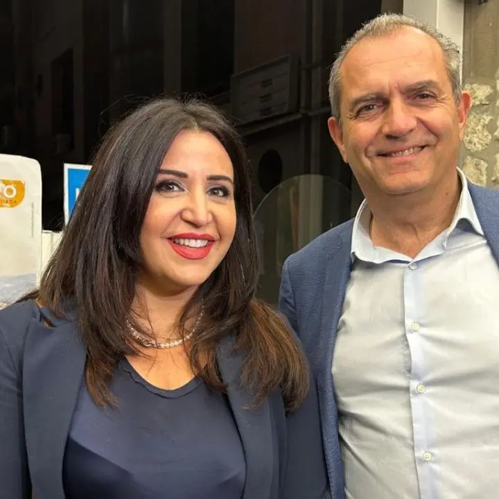 Rende, De Magistris con Gallo: «Le cose si cambiano partendo dall'amministrazione comunale»