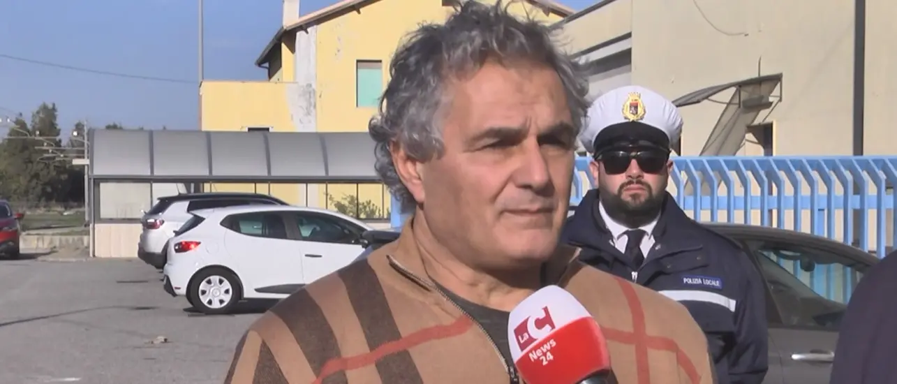 Calopezzati for Gaza. Il sindaco convoca un consiglio straordinario: «Momento simbolico»