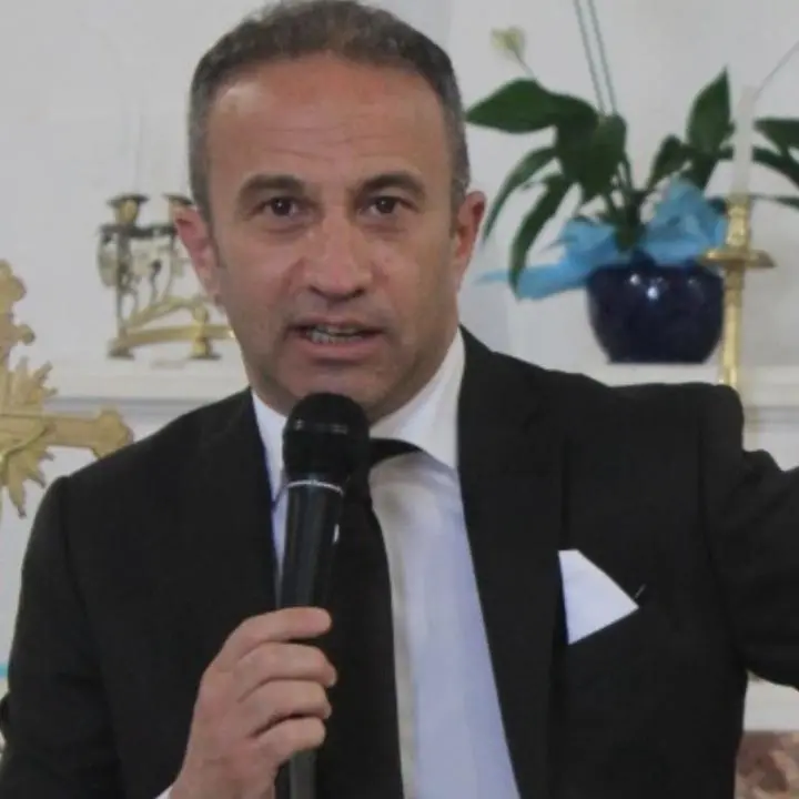 \"Dalle Radici al Ritorno\": la proposta del sindaco di Lago per ripopolare i borghi con la cittadinanza agli oriundi\n