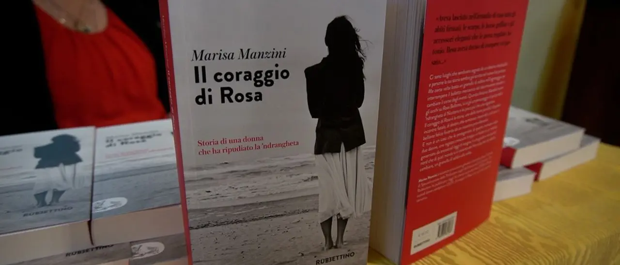 Praia, il magistrato Marisa Manzini ha presentato il libro “Il coraggio di Rosa”