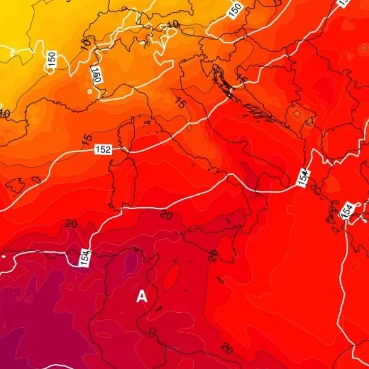 Weekend di sole in Calabria, poi arriva il primo caldo estivo: temperature in netto rialzo
