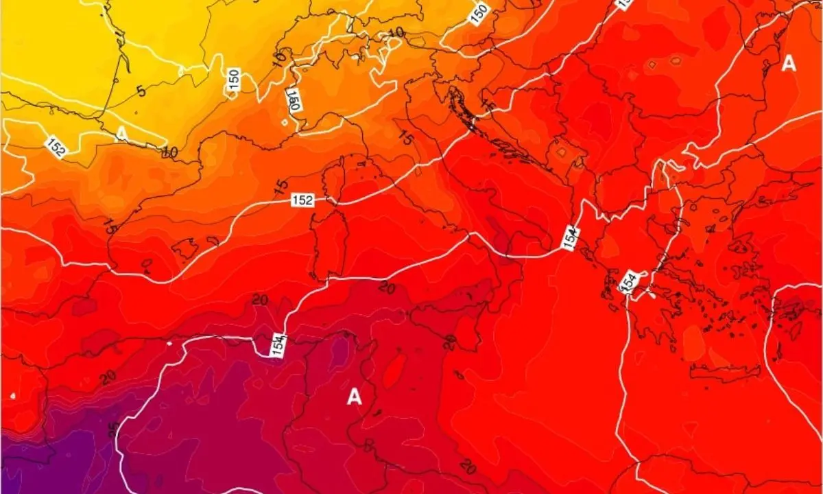 Weekend di sole in Calabria, poi arriva il primo caldo estivo: temperature in netto rialzo