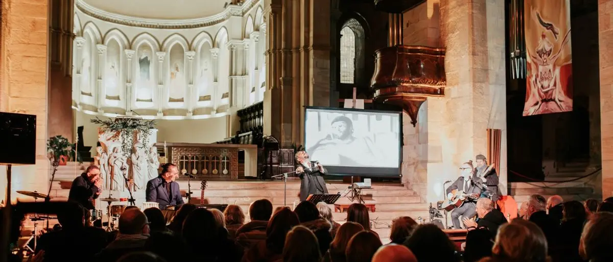 Concerto nella Cattedrale di Cosenza per ricordare Pino Daniele: con Eric Daniel e Scena Verticale per sostenere la ricerca oncologica