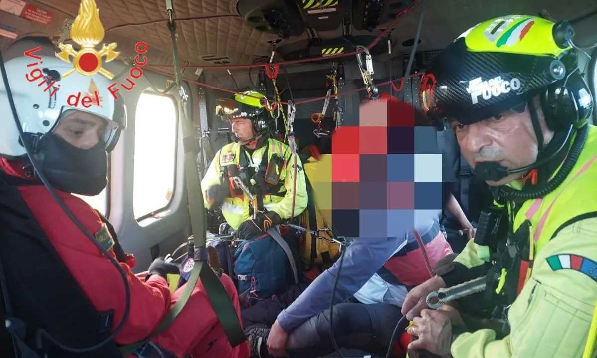 Escursione finisce male a San Donato di Ninea: ferito un ragazzo, recuperati anche due cani