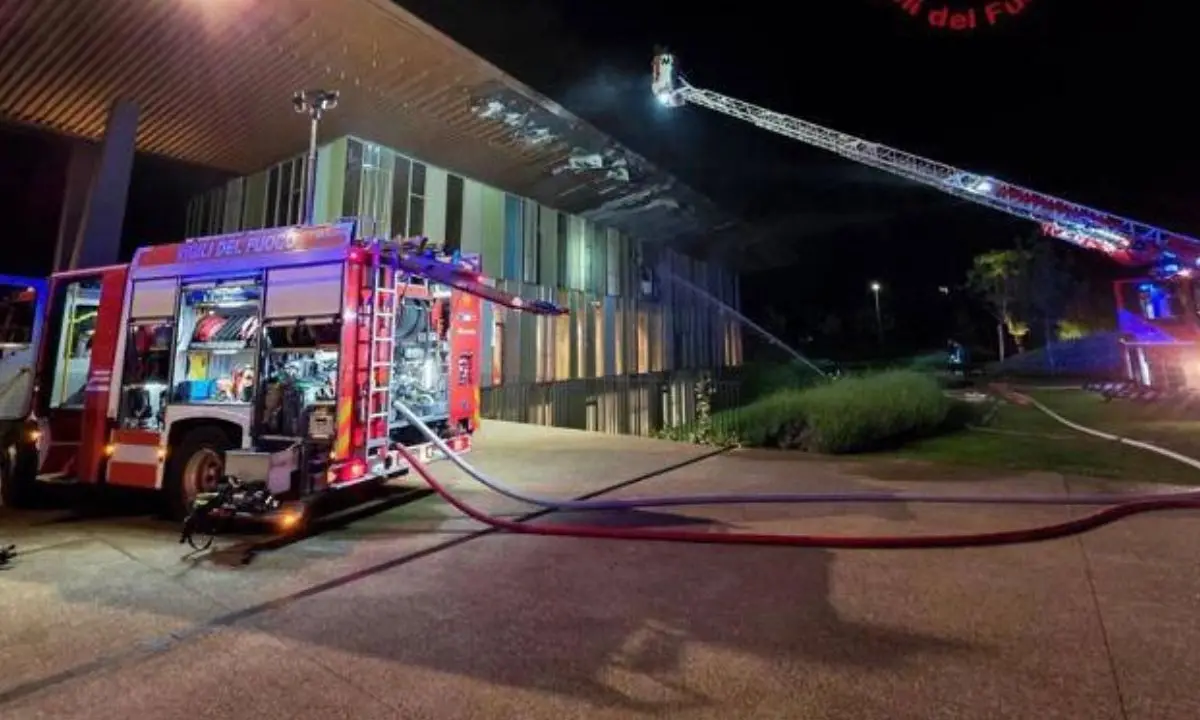 Viola Park in fiamme, intossicati 3 giovani calciatori della Fiorentina