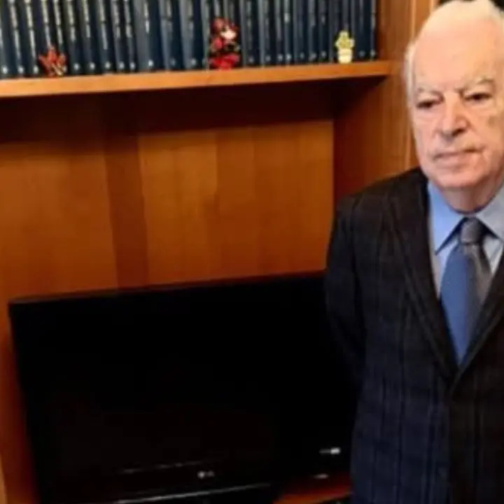 Cosenza, addio a Luigi Gerace. Caruso: «Politico d’altri tempi e uomo di mitezza rara»