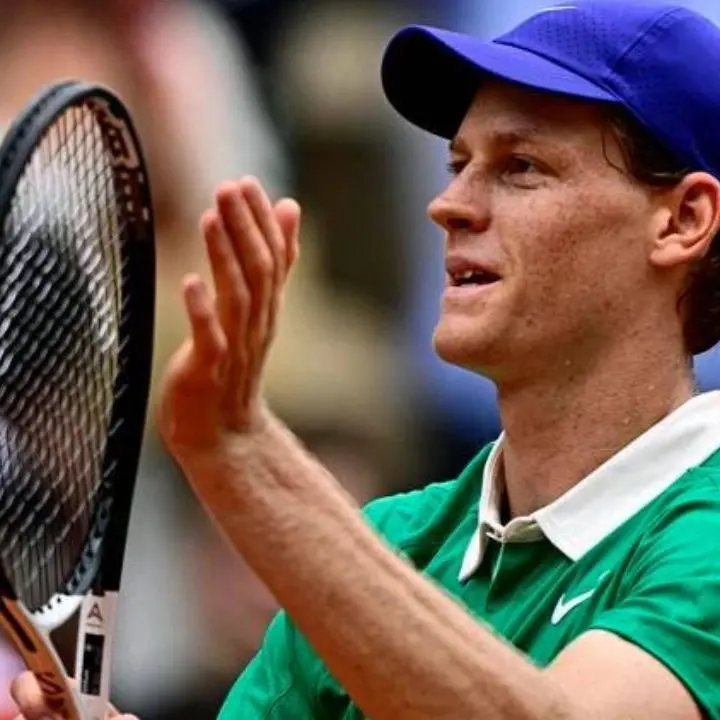 Tennis, incubo Sinner per Djokovic: l'italiano batte il serbo e vola in finale a Wimbledon\n