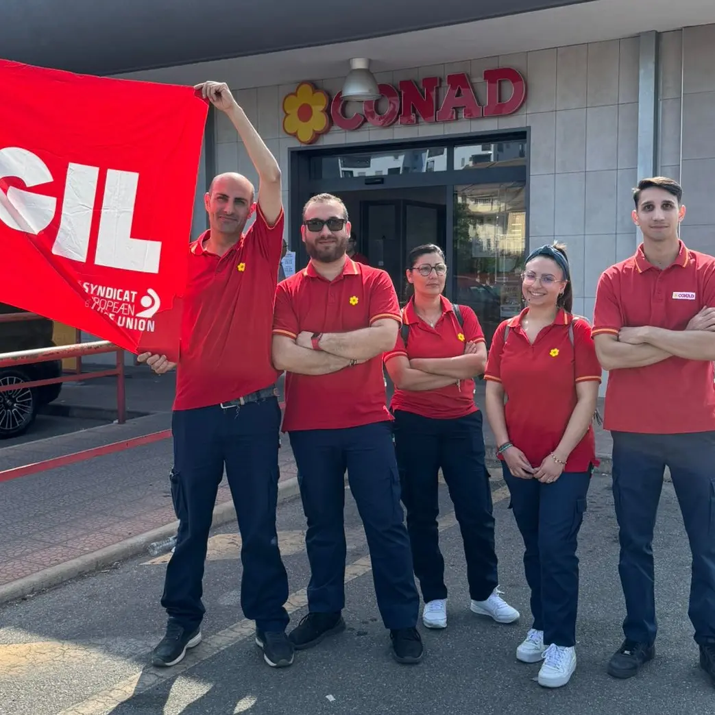 Castrovillari: lavoratori si ribellano ai turni \"spezzati\" imposti dopo iscrizione al sindacato