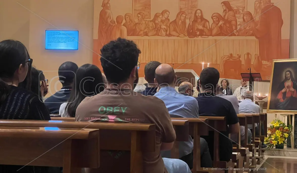 Cosenza, nella Chiesa di Piazza Loreto si prega per il superamento dell'omotransbifobia