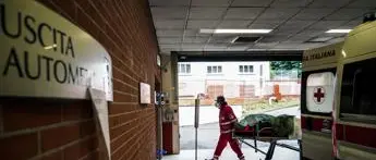 Covid oggi Lazio: 421 contagi, 205 a Roma. Bollettino 3 agosto