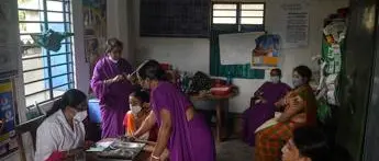 Covid oggi India, 42.625 contagi e 562 morti