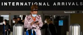 Covid Usa, ipotesi chiusura a turisti non vaccinati