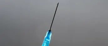 Covid, la tesi: eradicabile più della polio