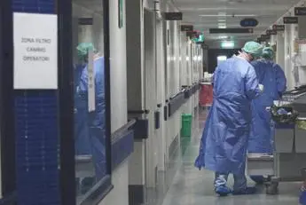 Covid, Menichetti: \"In mio ospedale due terzi ricoverati non sono vaccinati\"