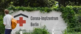 Covid Germania, stop a tamponi gratis per aumentare vaccinazioni