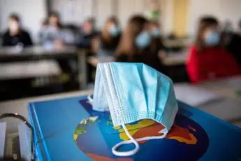 Mascherine a scuola da 2 anni in su? Ricciardi: \"E' consigliato\"