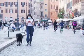 Covid oggi Lazio, \"in calo Rt e incidenza contagi\"