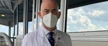 Covid, Bassetti: \"Basta tamponi a vaccinati asintomatici, è demenziale\"