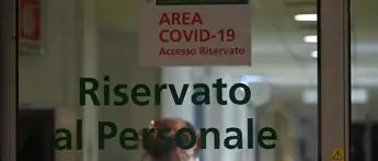 Covid oggi Emilia Romagna, 458 contagi: bollettino 16 agosto