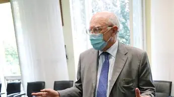 Vaccino Covid, Galli: \"Terza dose non mi convince\"