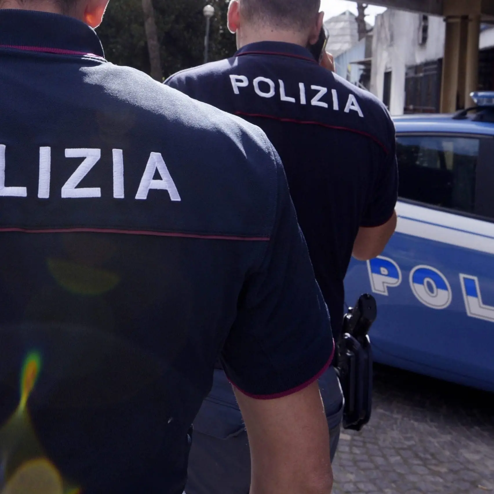 Cosenza, calci e pugni alla ex moglie: arrestato 50enne