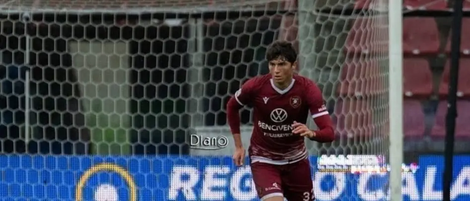 Cosenza, sfuma un obiettivo. Un difensore va alla Cremonese