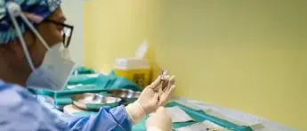 Covid, Menichetti: \"Politica affronti tema obbligo vaccino over 50\"