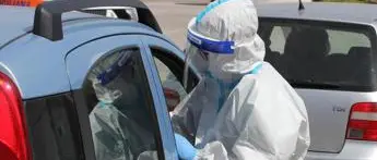 Covid Emilia Romagna oggi, 637 contagi e un morto: bollettino 20 agosto