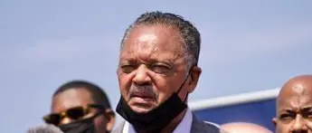 Covid, il reverendo Jesse Jackson e sua moglie ricoverati