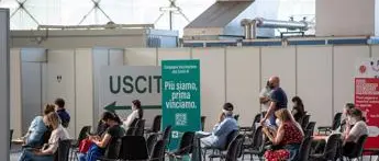 Vaccino obbligatorio, Costa: \"Ultima ipotesi da prendere in considerazione\"