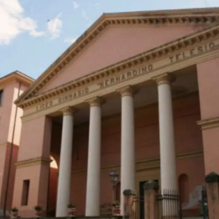 Crisi del liceo classico: «Latino e greco non sono lingue morte, ma palestra di pensiero critico»\n