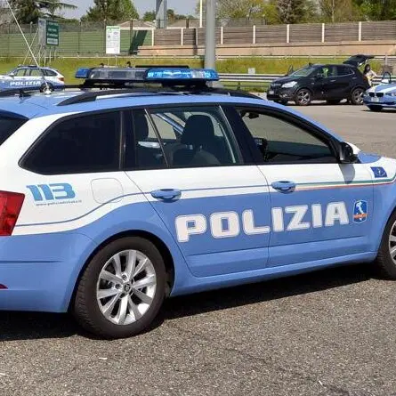 Stalker tratto in arresto per atti persecutori ed estorsione
