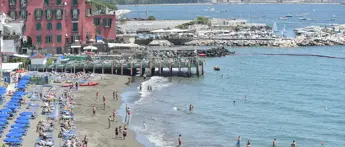 Covid oggi Italia, mappa Ecdc: salgono a 7 le regioni rosse