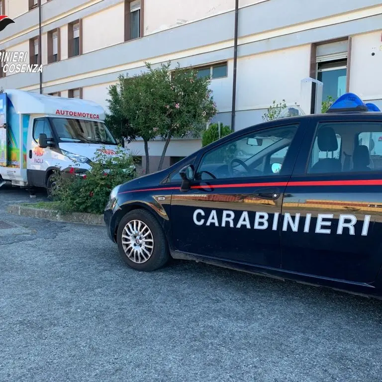Paola: i Carabinieri sostengono la raccolta di sangue in collaborazione con la Fidas