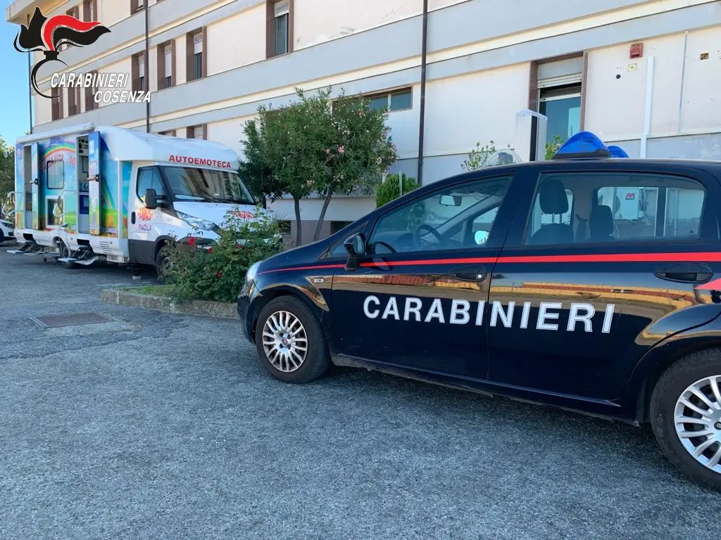 Paola: i Carabinieri sostengono la raccolta di sangue in collaborazione con la Fidas