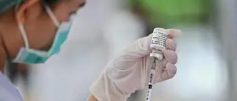 Covid, Galli: \"Settembre caldo se non vacciniamo molte più persone\"