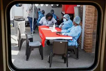Covid, nuova variante in Sudafrica