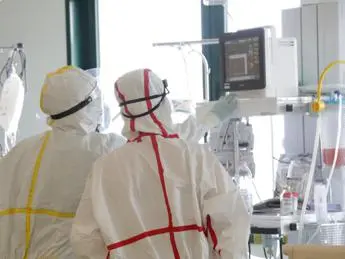 Covid, D'Amato (Lazio): \"Far pagare cure a no vax provocazione\"