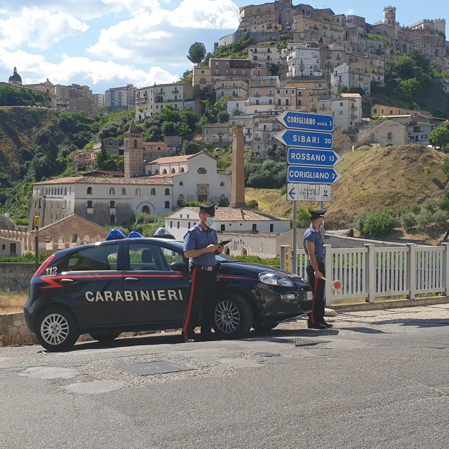 Maltratta la moglie davanti ai figli: arrestato un 50enne a Corigliano\n