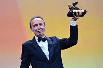 Venezia, Benigni a Mattarella: \"Resti ancora un po', porta bene\"