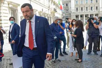 Green pass Italia, \"nessuna telefonata Salvini-Draghi, presto incontro\"